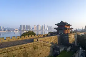 为何襄阳的汽车产业实力远超洛阳？揭秘襄阳汽车产业发展史图片