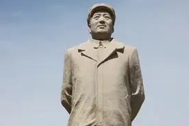 毛主席雕塑欣赏图片