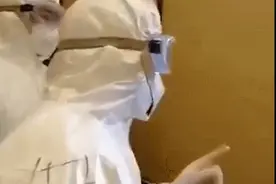 申晨间  |  女子回国被隔离非要喝矿泉水：我三天没喝水了！特警：你不是来旅游的！图片