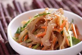 养生菜谱之胡萝卜拌海蜇（附制作教程和配方）图片