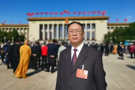 全国政协委员、四川省地矿局局长王建明：摸清地质“家底”讲好地球资源“故事”图片