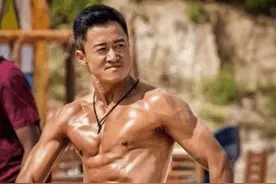 吴所谓的父亲节贺卡，错多爱也多？揭秘吴京的“风流”与“豪横”图片