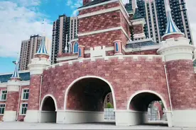 齐齐哈尔市"齐妙夏日 惠起鹤城"文旅消费优惠季启动暨鹤城公园开园图片