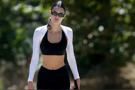 Kendall Jenner 一个把健身衣穿出时髦感的人图片