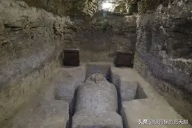 考古学家发现古埃及大祭司的坟墓，与伟大法老图特摩斯三世同时代图片