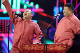 德云社演员私交，台上台下差别大，岳云鹏孙越台下陌生，为什么？图片