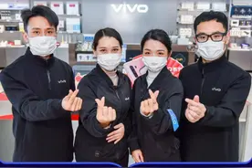视频购机+无接触送货上门，vivo贴心售后服务获用户点赞图片