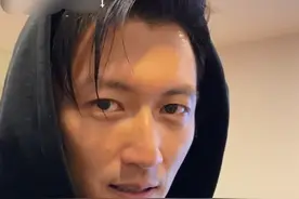 41岁谢霆锋展示空中悬浮做呼啦圈腰力惊人，网友调侃：为王菲而练图片