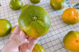 橘子大量上市，怎么能挑到水分充足还甜的橘子？用这4个技巧试试图片