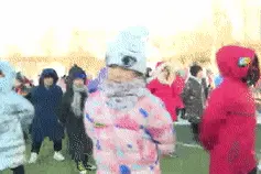 「玩转冰天雪地」长春百万学子齐做冰雪健身操图片