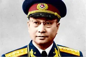1961年陈赓葬礼，中将郭化若摔倒在灵堂，哭喊道：知我者陈赓啊图片