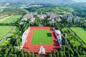 恒大足校如何打造中国足球青训"兵工厂"，上游新闻记者实地探访揭秘图片