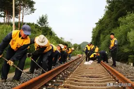 铁路集中修到底修什么？图片
