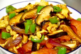 为啥很多人把素烧的番茄香菇作为年夜饭压轴菜？试着做一次，绝了图片
