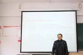 贵州勇哥：从保安到博士到大学老师！图片