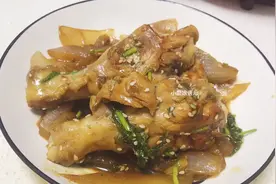 减肥期就吃无水无油版鸡腿，饭店做的都没有这么好吃，太诱人了图片