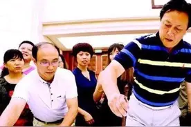 唐国强书法真美，市场价每平尺8万元！网友：不愧是中书协会员图片