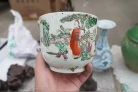 大理旧货市场：又花钱淘东西，有人说我捡漏了，看看这次买到啥？图片