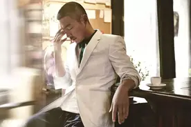 想要儿女更优秀？这位老爸单身带四个娃，他的育儿经值得借鉴图片