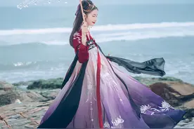 有没有好奇美人心计里的服装是怎么穿的？本篇带你揭秘曲裾的穿法图片