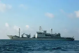 中国海军编队抵达，打捞印尼失事潜艇！万吨大舰直达4500米深海图片