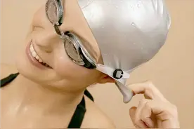 游泳耳朵进水了怎么办？图片