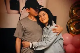 曝谢娜二胎已生产，是个小公主，张杰一直陪着等合适的机会官宣图片