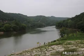 傍晚途经白鹿原，突然钻进一条阴森荒凉的深沟，它竟就是鲸鱼沟图片