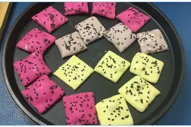 蔬菜饼干别再买了，在家做也很简单，又香又脆又养胃图片