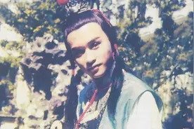 导演要求女主妩媚性感，制片人找来个打篮球的，却成就永远的经典图片