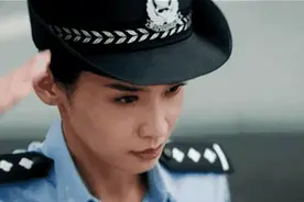 《大赢家》和大鹏肉搏的女警花好飒，《流浪地球》后再次惊艳银幕图片