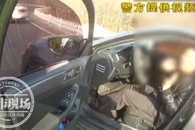 “我就想死！”男子轻生途中遇交警检查，竟当场捅了自己一刀图片