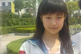 倪妮初中毕业照曝光，五官清秀神似莫小贝？网友：从小美到大图片