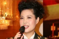 24岁梦鸽甘愿嫁给51岁李双江，为生孩还不惜两次流产，她图什么？图片