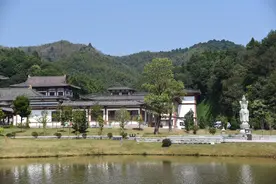 五律•游曹洞宗祖庭曹山宝积寺图片