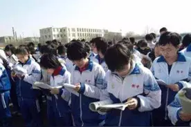 衡水中学提前批67人考入清华北大,家长却抱怨:有悖教育初衷和本质图片