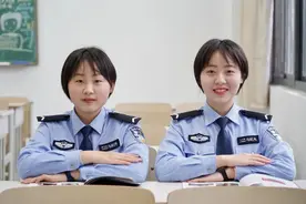 双胞胎姐妹花携手共圆江苏警官学院图片