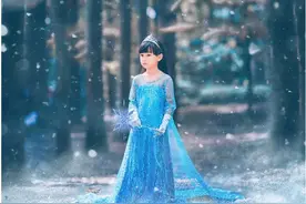 夏天女儿穿公主裙，幼儿园老师不让入园，不是偏见是亲妈“坑娃”图片
