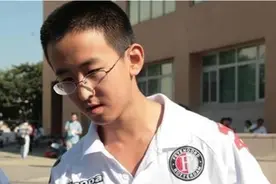 13岁读研16岁读博的张炘炀，为什么逼父母在北京买房图片