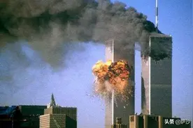 小布什为什么不下令击落被劫持客机？2001年911事件发生图片