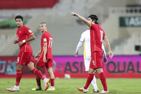 国足3-2越南！张玉宁没吹牛，进球拯救武磊，箭头作用强过艾克森图片