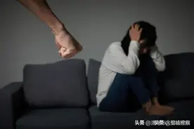 为了钱，她对两个闺蜜下了狠手图片
