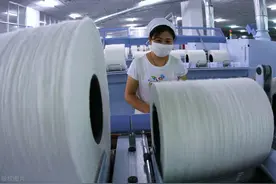 重庆只比成都GDP多47%，为啥工业增加值是成都的2.4倍?成都输在哪图片