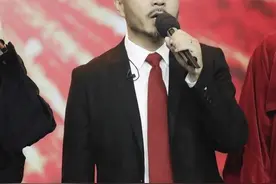 综艺节目扎堆播出图片