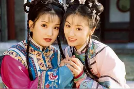 《还珠格格》：曾经觉得紫薇温柔善良，如今感叹，容嬷嬷扎得好图片