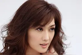 孟广美：被前任骗光5亿家产，43岁嫁给10亿富豪，如今过得怎样？图片