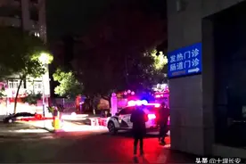 【十堰】2岁幼女呼吸困难急需就医 警车秒变“救护车”深夜护送图片