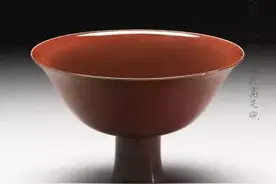 红釉瓷：最喜庆的中国红图片