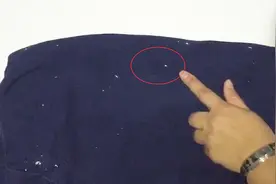 晾晒衣服时全是卫生纸纸屑怎么办？小纯教你这三招，10秒就能去除视频封面