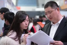 心酸！清华博士求职7个月找不到工作，只因本科学历太次图片